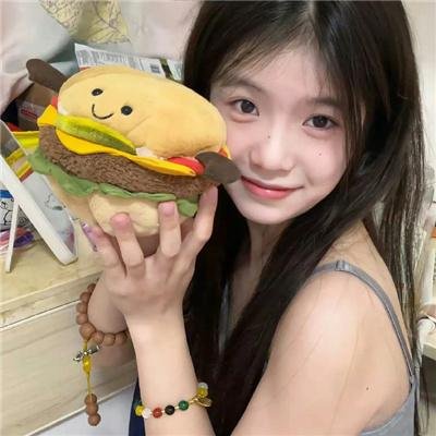 我才不要和人类恋爱呢 海报